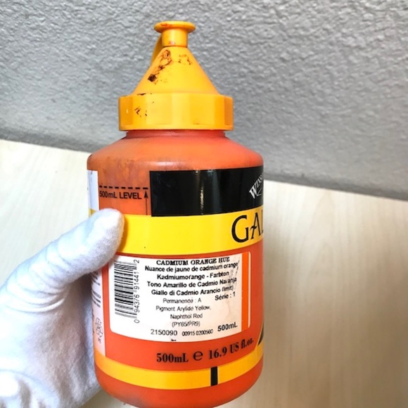 Winsor Newton Galeria Flow Formula Acrylic Cadmium Orange Hue1 Partial Bottle. - Picture 6 of 6